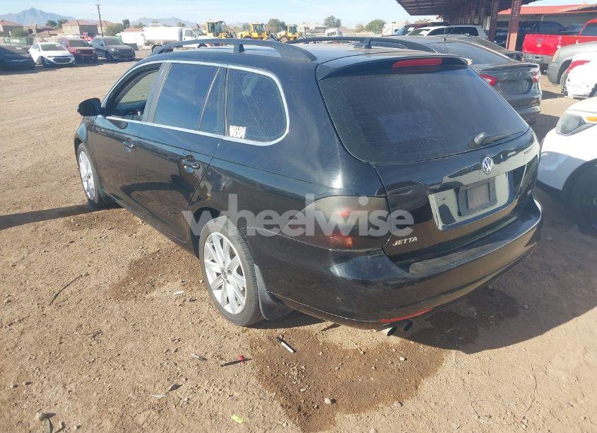 Photo 3 of 2013 Volkswagen Jetta SPORTWAGEN TDI W/SUNROOF (VIN 3VWPL7AJ5DM677681)