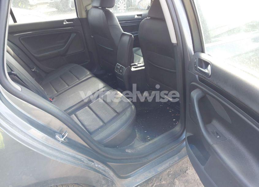 Photo 8 of 2013 Volkswagen Jetta SPORTWAGEN 2.0L TDI (VIN 3VWPL7AJ5DM678619)