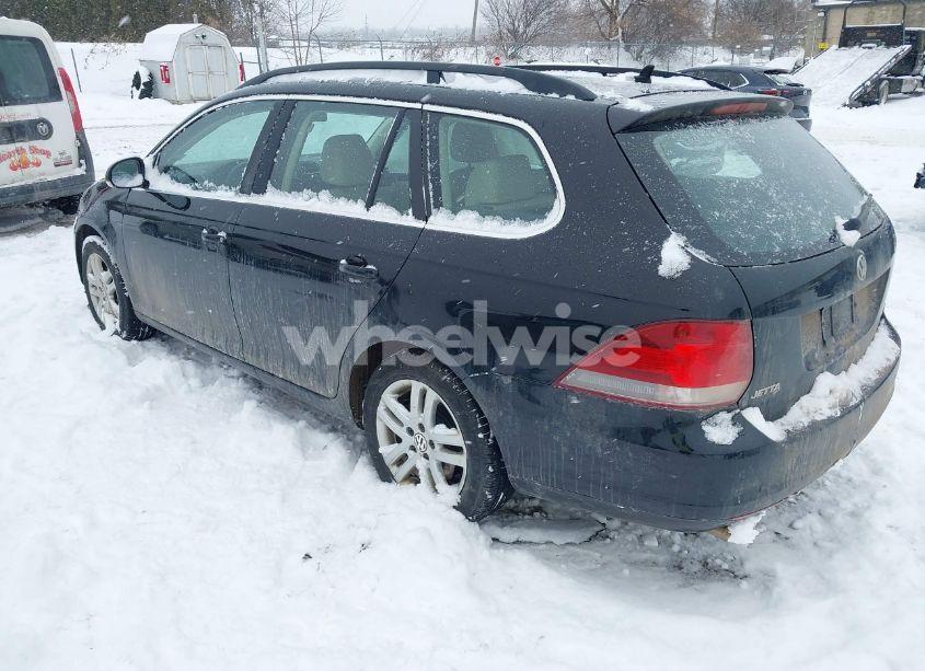 Photo 3 of 2013 Volkswagen Jetta SPORTWAGEN 2.0L TDI (VIN 3VWPL7AJ5DM684887)