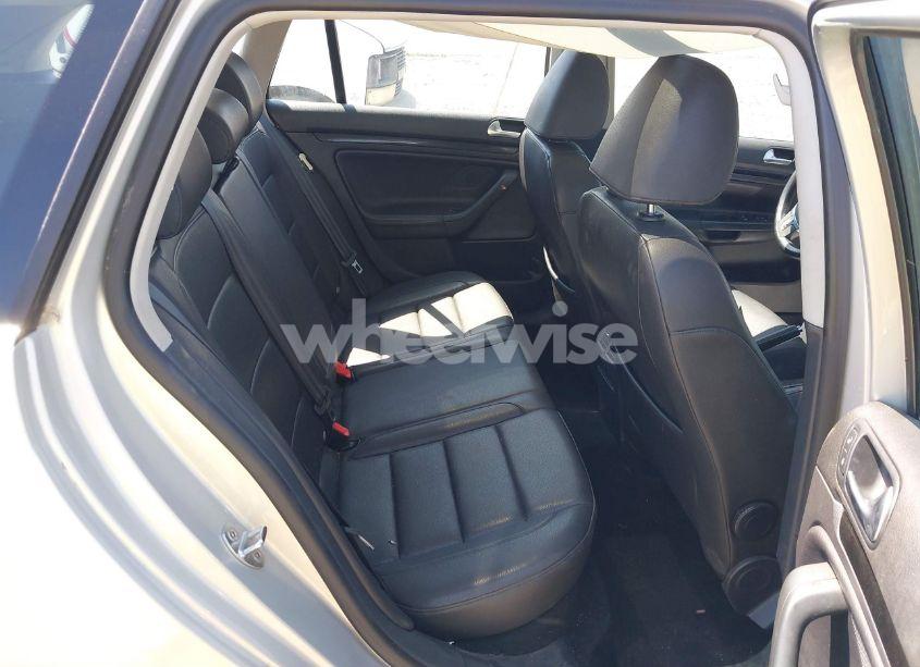 Photo 8 of 2011 Volkswagen Jetta SPORTWAGEN 2.0L TDI (VIN 3VWPL7AJ6BM655606)