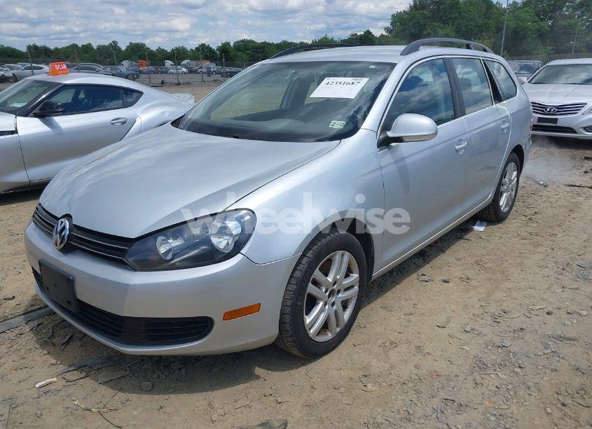 Photo 2 of 2011 Volkswagen Jetta SPORTWAGEN 2.0L TDI (VIN 3VWPL7AJ6BM698231)