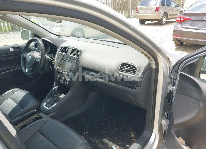 Photo 5 of 2011 Volkswagen Jetta SPORTWAGEN 2.0L TDI (VIN 3VWPL7AJ6BM698231)