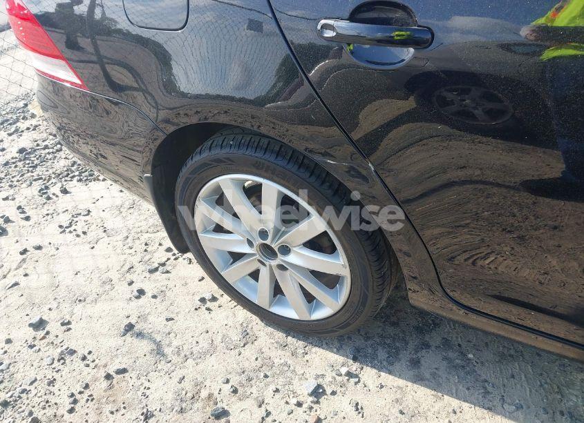 Photo 13 of 2013 Volkswagen Jetta SPORTWAGEN 2.0L TDI (VIN 3VWPL7AJ6DM695011)