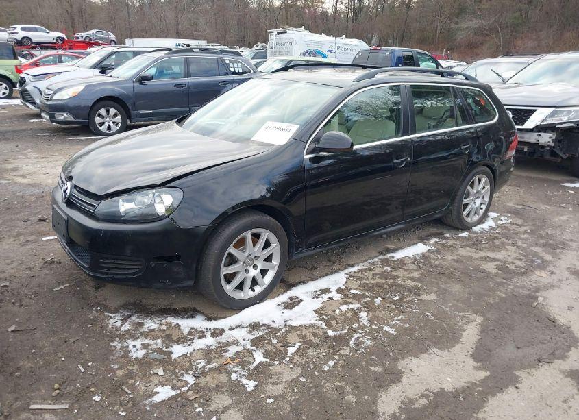 Photo 2 of 2011 Volkswagen Jetta SPORTWAGEN 2.0L TDI (VIN 3VWPL7AJ7BM711679)