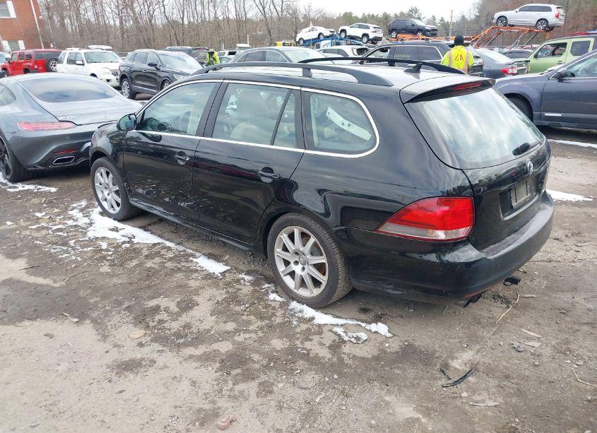Photo 3 of 2011 Volkswagen Jetta SPORTWAGEN 2.0L TDI (VIN 3VWPL7AJ7BM711679)