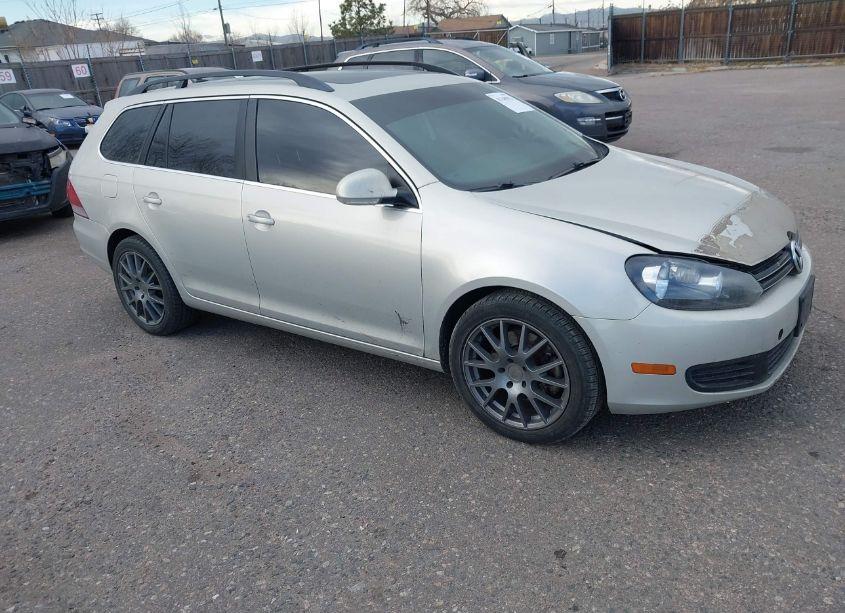2012 Volkswagen Jetta SPORTWAGEN 2.0L TDI (VIN 3VWPL7AJ7CM602060) main photo