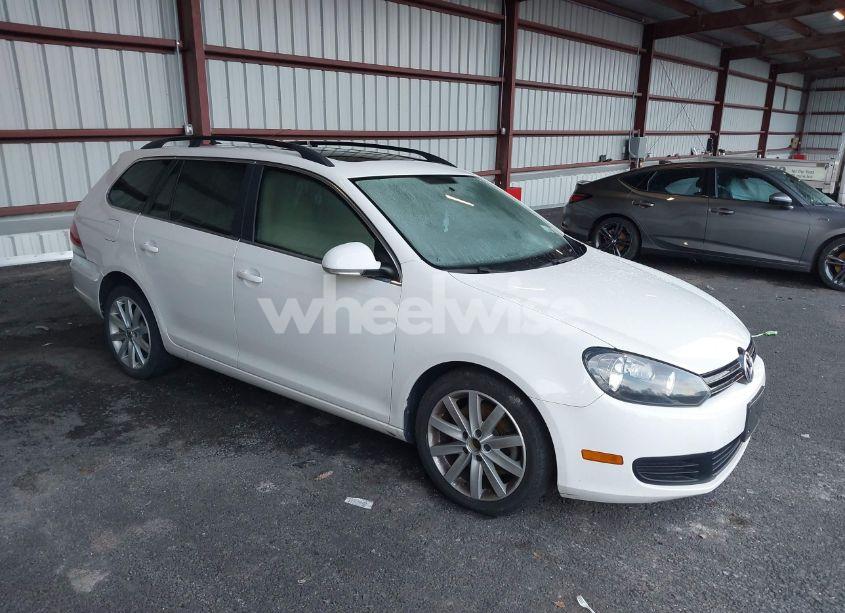 2012 Volkswagen Jetta SPORTWAGEN 2.0L TDI (VIN 3VWPL7AJ7CM698031) main photo
