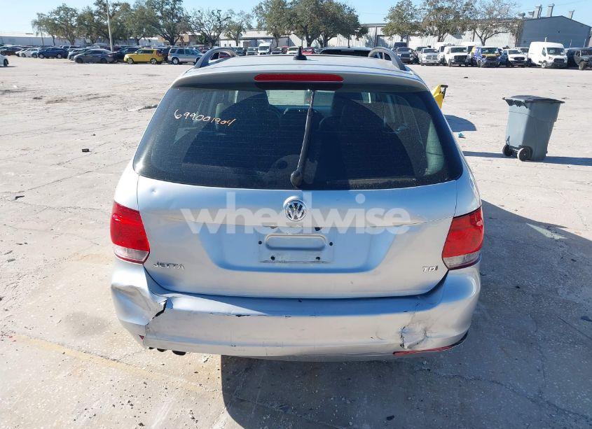 Photo 16 of 2013 Volkswagen Jetta SPORTWAGEN 2.0L TDI (VIN 3VWPL7AJ7DM611035)