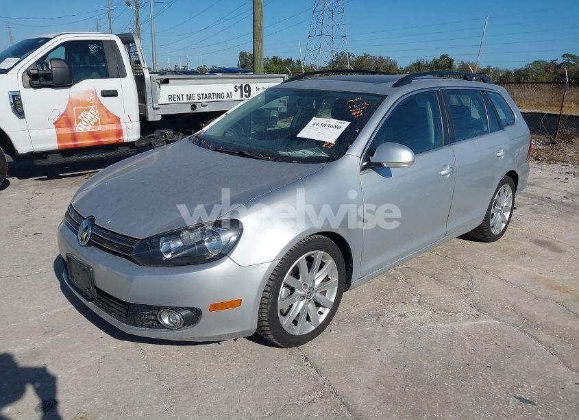 Photo 2 of 2013 Volkswagen Jetta SPORTWAGEN 2.0L TDI (VIN 3VWPL7AJ7DM611035)