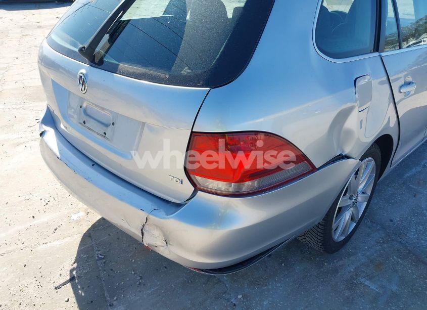 Photo 6 of 2013 Volkswagen Jetta SPORTWAGEN 2.0L TDI (VIN 3VWPL7AJ7DM611035)