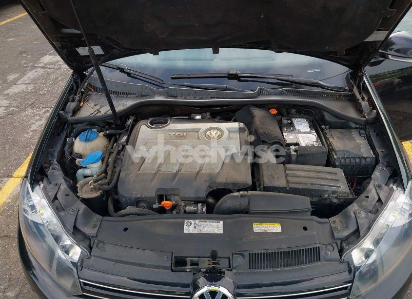 Photo 10 of 2013 Volkswagen Jetta SPORTWAGEN 2.0L TDI (VIN 3VWPL7AJ7DM691954)