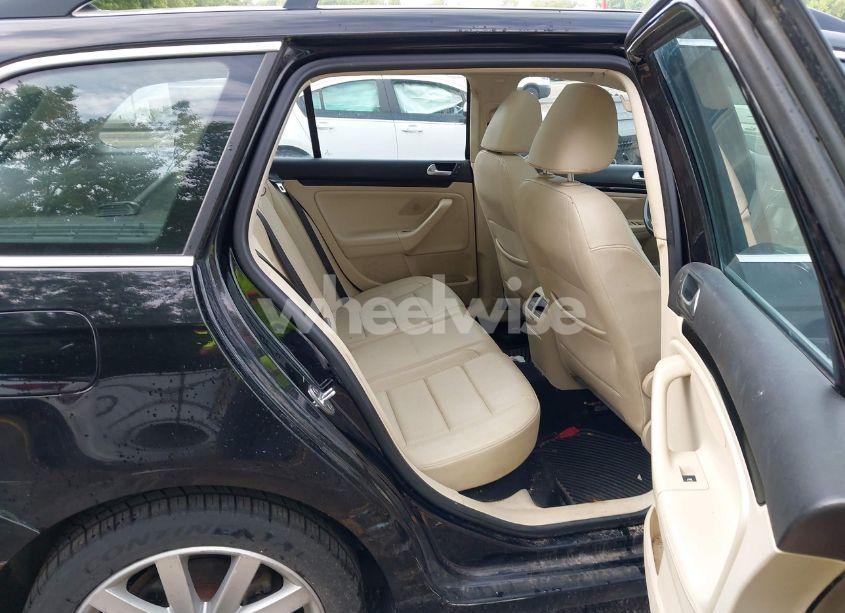 Photo 8 of 2013 Volkswagen Jetta SPORTWAGEN 2.0L TDI (VIN 3VWPL7AJ7DM691954)