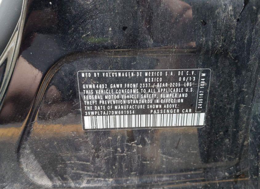 Photo 9 of 2013 Volkswagen Jetta SPORTWAGEN 2.0L TDI (VIN 3VWPL7AJ7DM691954)