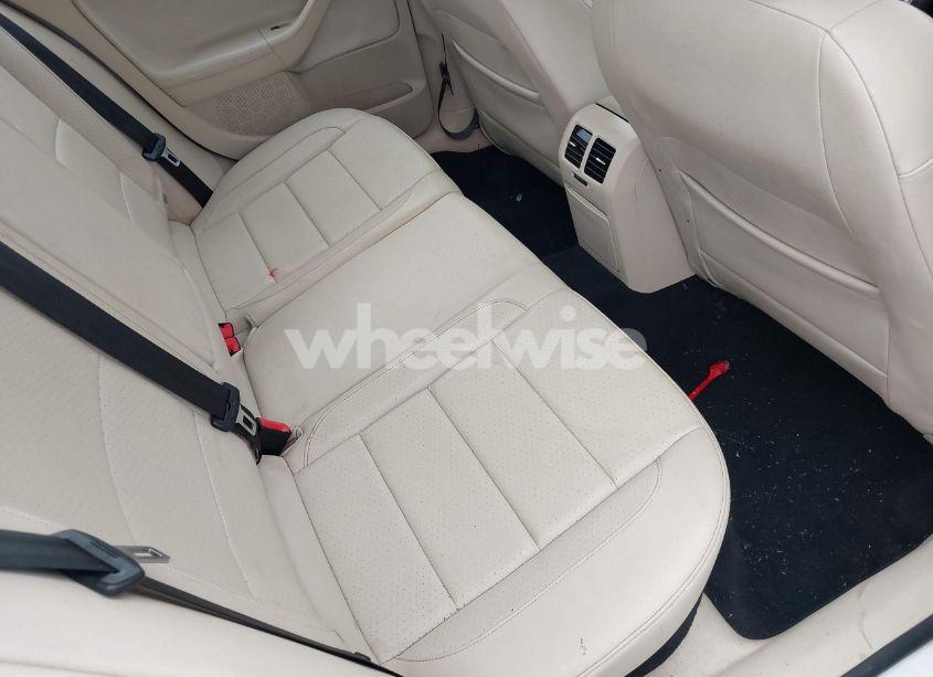 Photo 8 of 2013 Volkswagen Jetta SPORTWAGEN 2.0L TDI (VIN 3VWPL7AJ7DM692151)