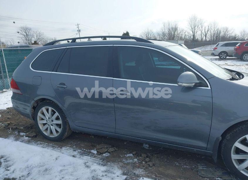 Photo 13 of 2014 Volkswagen Jetta SPORTWAGEN 2.0L TDI (VIN 3VWPL7AJ7EM600408)