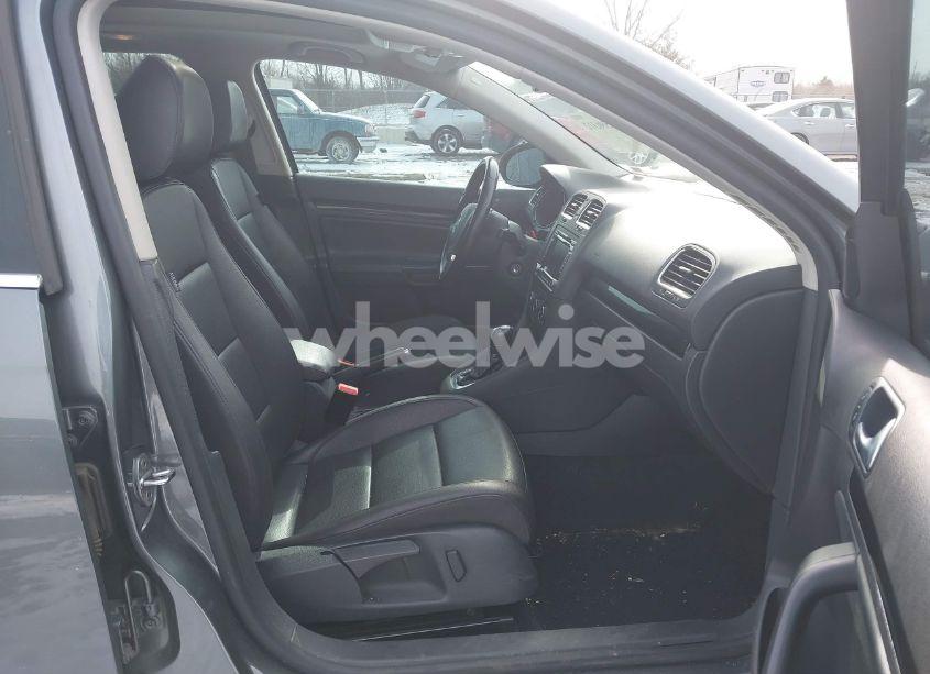 Photo 5 of 2014 Volkswagen Jetta SPORTWAGEN 2.0L TDI (VIN 3VWPL7AJ7EM600408)