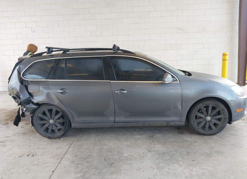 Photo 12 of 2012 Volkswagen Jetta SPORTWAGEN 2.0L TDI (VIN 3VWPL7AJ8CM647539)