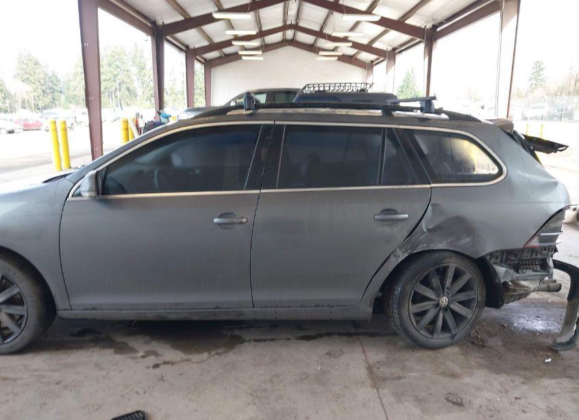 Photo 13 of 2012 Volkswagen Jetta SPORTWAGEN 2.0L TDI (VIN 3VWPL7AJ8CM647539)