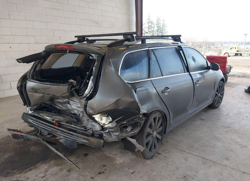 Photo 4 of 2012 Volkswagen Jetta SPORTWAGEN 2.0L TDI (VIN 3VWPL7AJ8CM647539)