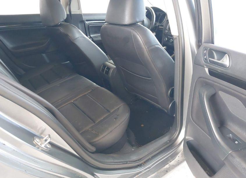 Photo 8 of 2012 Volkswagen Jetta SPORTWAGEN 2.0L TDI (VIN 3VWPL7AJ8CM647539)