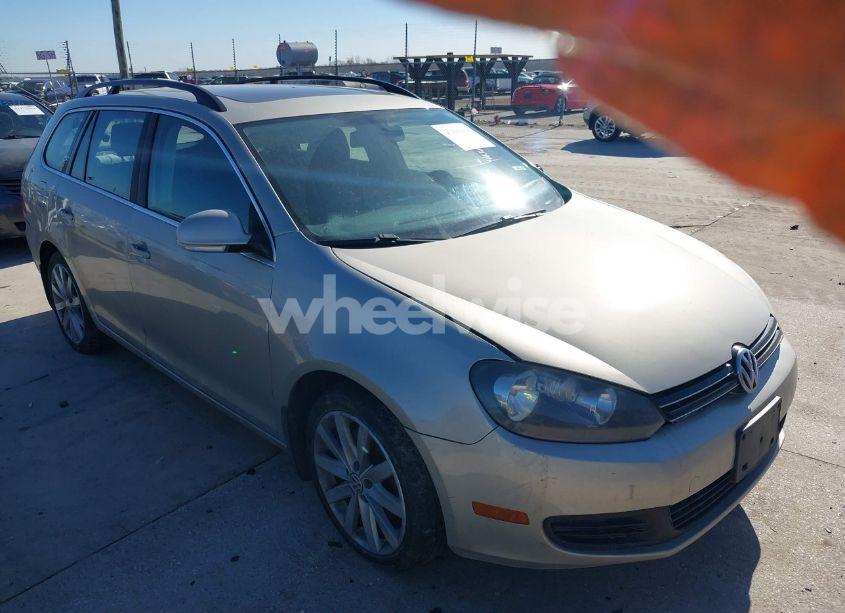 2012 Volkswagen Jetta SPORTWAGEN 2.0L TDI (VIN 3VWPL7AJ8CM696238) main photo