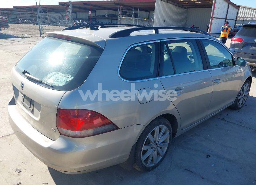 Photo 4 of 2012 Volkswagen Jetta SPORTWAGEN 2.0L TDI (VIN 3VWPL7AJ8CM696238)