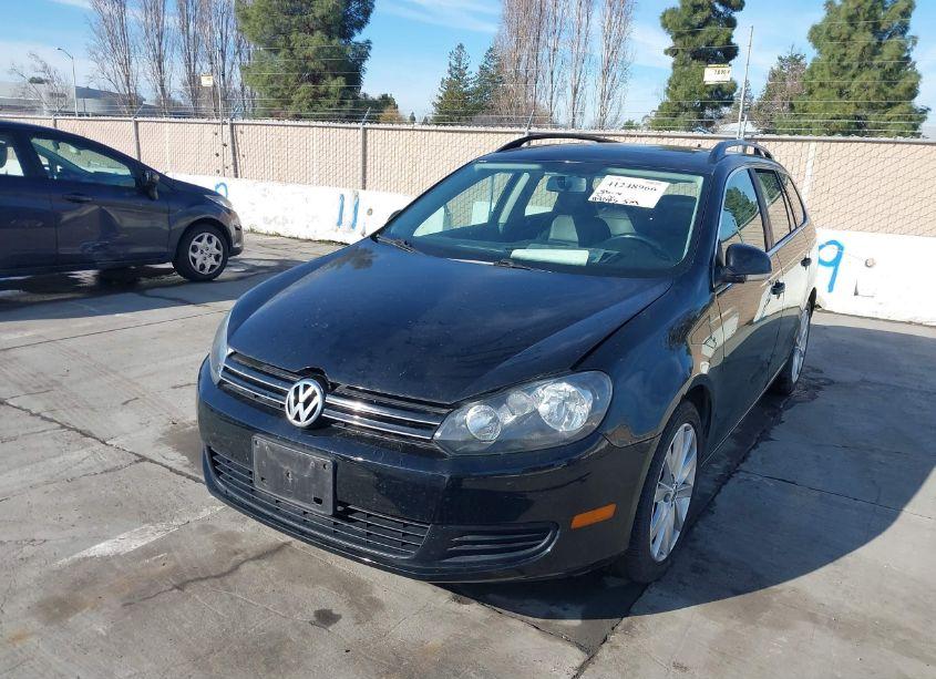 Photo 6 of 2013 Volkswagen Jetta SPORTWAGEN 2.0L TDI (VIN 3VWPL7AJ8DM601131)