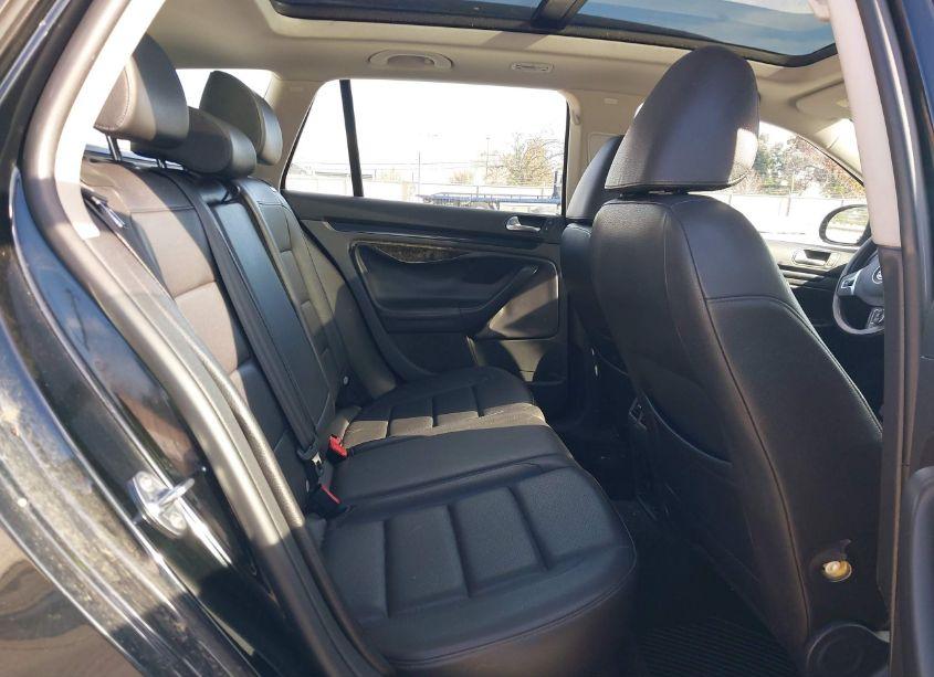 Photo 8 of 2013 Volkswagen Jetta SPORTWAGEN 2.0L TDI (VIN 3VWPL7AJ8DM601131)