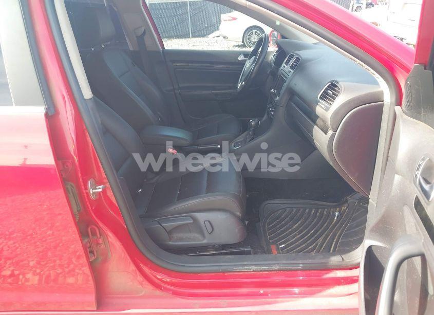 Photo 5 of 2013 Volkswagen Jetta SPORTWAGEN 2.0L TDI (VIN 3VWPL7AJ8DM632492)