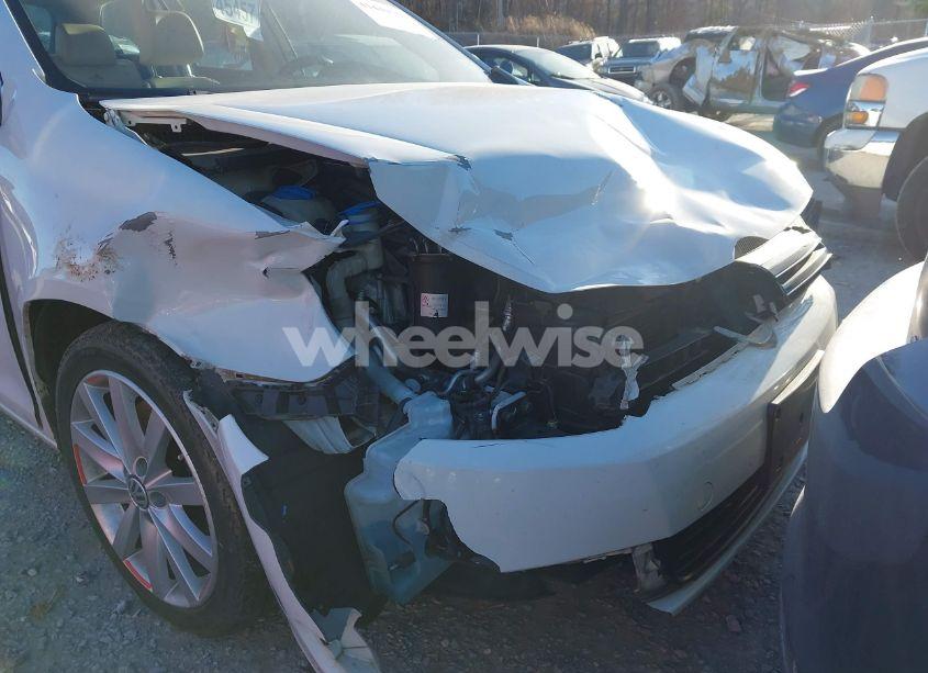 Photo 12 of 2013 Volkswagen Jetta SPORTWAGEN 2.0L TDI (VIN 3VWPL7AJ8DM655223)