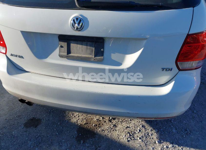 Photo 15 of 2013 Volkswagen Jetta SPORTWAGEN 2.0L TDI (VIN 3VWPL7AJ8DM655223)