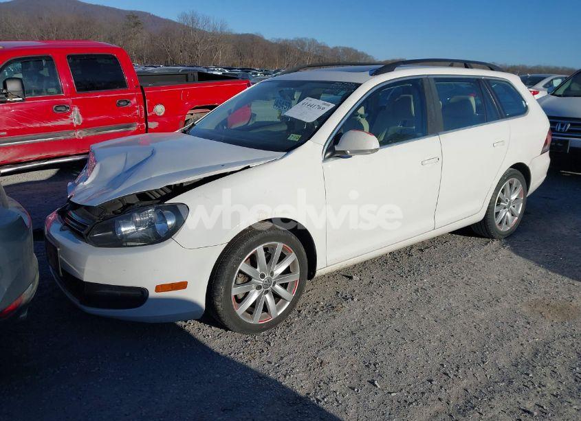 Photo 2 of 2013 Volkswagen Jetta SPORTWAGEN 2.0L TDI (VIN 3VWPL7AJ8DM655223)