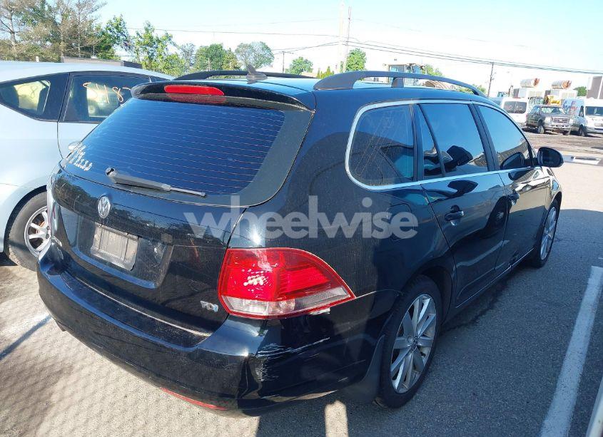 Photo 4 of 2013 Volkswagen Jetta SPORTWAGEN 2.0L TDI (VIN 3VWPL7AJ8DM689372)