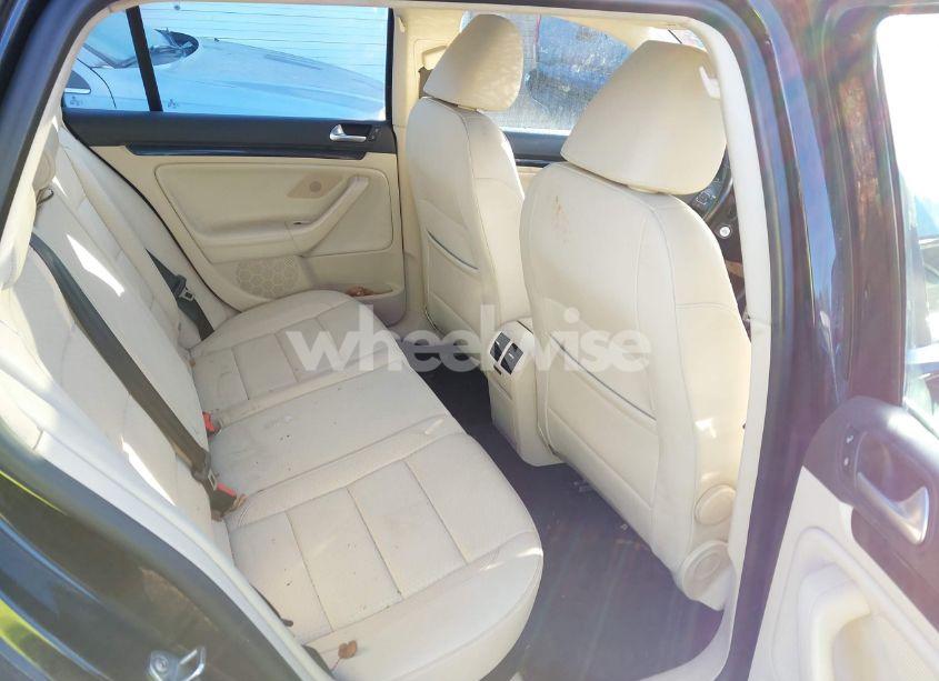 Photo 8 of 2013 Volkswagen Jetta SPORTWAGEN 2.0L TDI (VIN 3VWPL7AJ8DM692319)