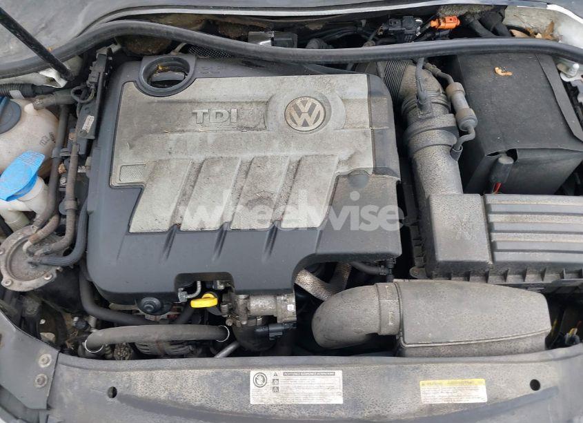 Photo 10 of 2014 Volkswagen Jetta SPORTWAGEN 2.0L TDI (VIN 3VWPL7AJ8EM619517)