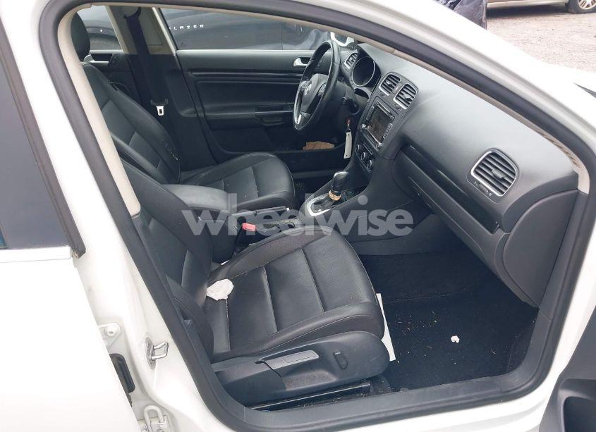 Photo 5 of 2014 Volkswagen Jetta SPORTWAGEN 2.0L TDI (VIN 3VWPL7AJ8EM619517)