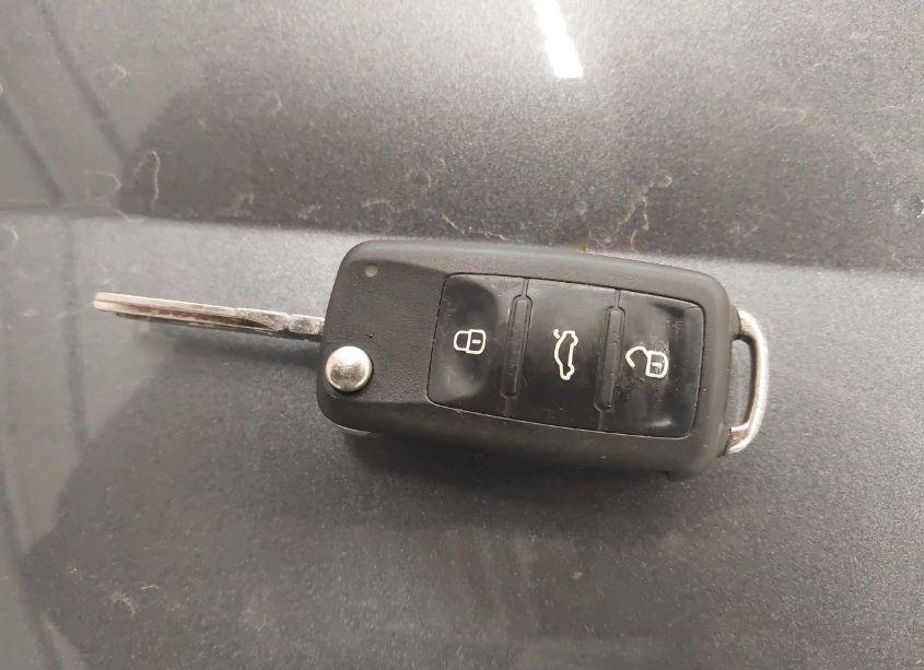 Photo 11 of 2011 Volkswagen Jetta SPORTWAGEN 2.0L TDI (VIN 3VWPL7AJ9BM650657)