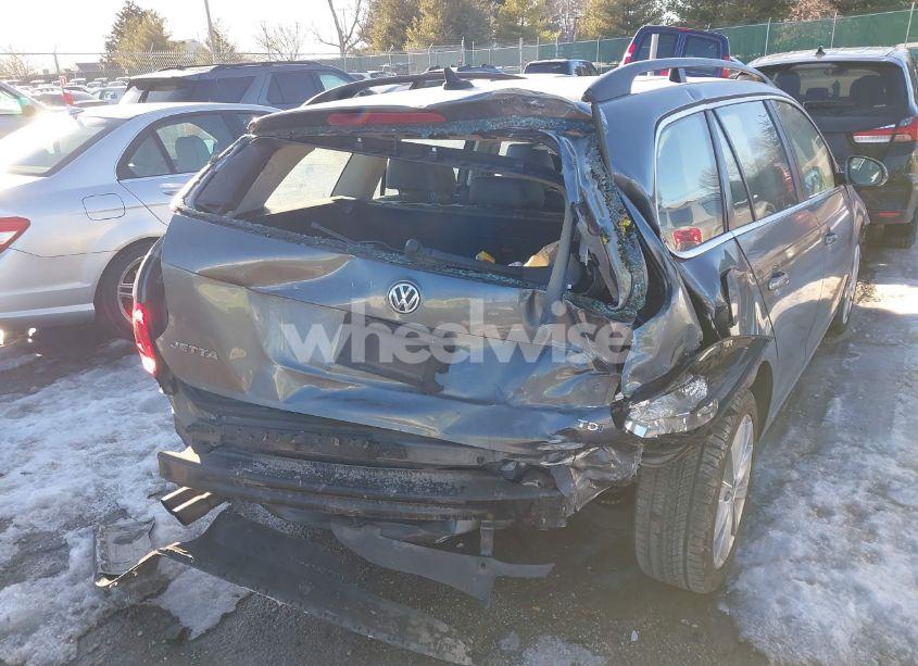 Photo 6 of 2012 Volkswagen Jetta SPORTWAGEN 2.0L TDI (VIN 3VWPL7AJ9CM612055)