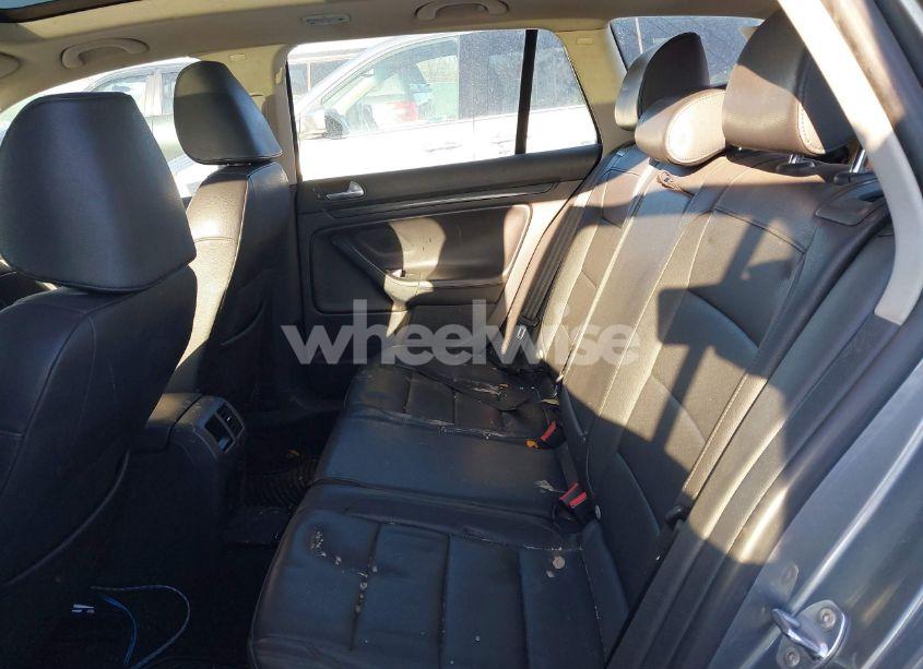 Photo 8 of 2012 Volkswagen Jetta SPORTWAGEN 2.0L TDI (VIN 3VWPL7AJ9CM612055)