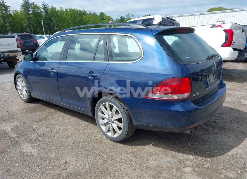 Photo 3 of 2013 Volkswagen Jetta SPORTWAGEN 2.0L TDI (VIN 3VWPL7AJ9DM637099)