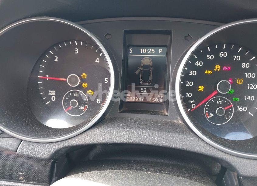 Photo 7 of 2013 Volkswagen Jetta SPORTWAGEN 2.0L TDI (VIN 3VWPL7AJ9DM637099)