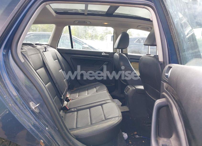 Photo 8 of 2013 Volkswagen Jetta SPORTWAGEN 2.0L TDI (VIN 3VWPL7AJ9DM637099)