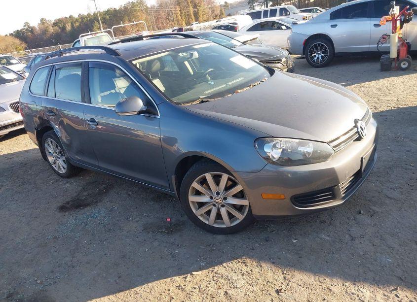 2014 Volkswagen Jetta SPORTWAGEN 2.0L TDI (VIN 3VWPL7AJ9EM603651) main photo