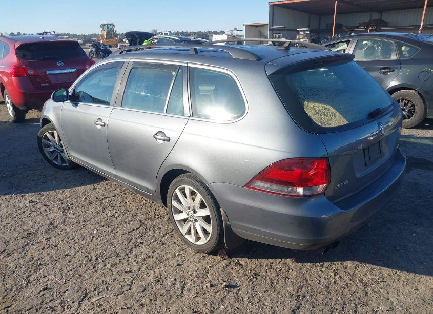 Photo 3 of 2014 Volkswagen Jetta SPORTWAGEN 2.0L TDI (VIN 3VWPL7AJ9EM603651)