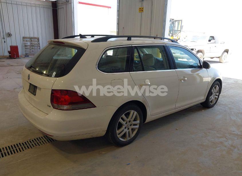 Photo 4 of 2012 Volkswagen Jetta SPORTWAGEN 2.0L TDI (VIN 3VWPL7AJXCM670353)