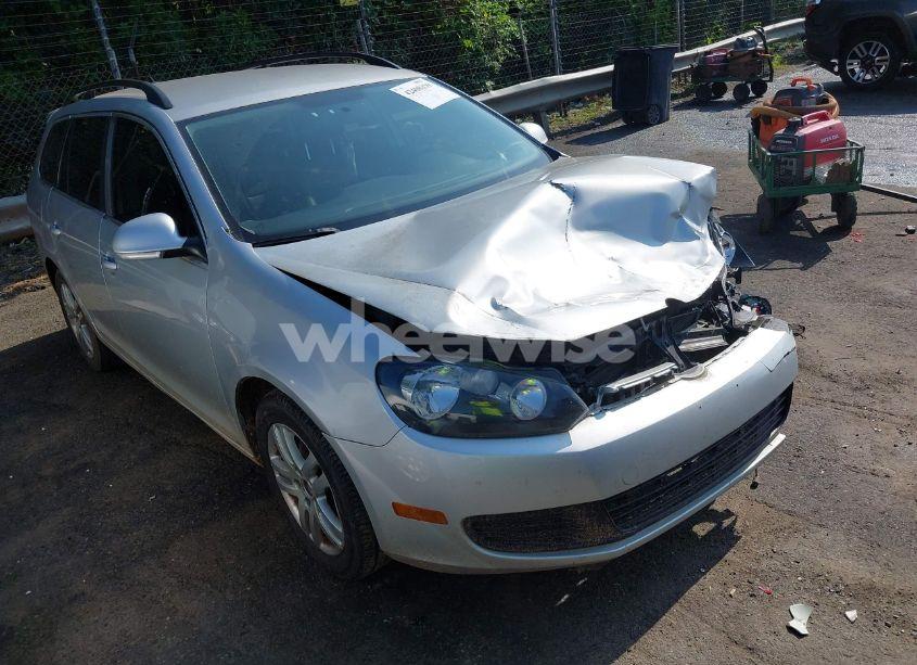 2013 Volkswagen Jetta SPORTWAGEN 2.0L TDI (VIN 3VWPL7AJXDM600708) main photo