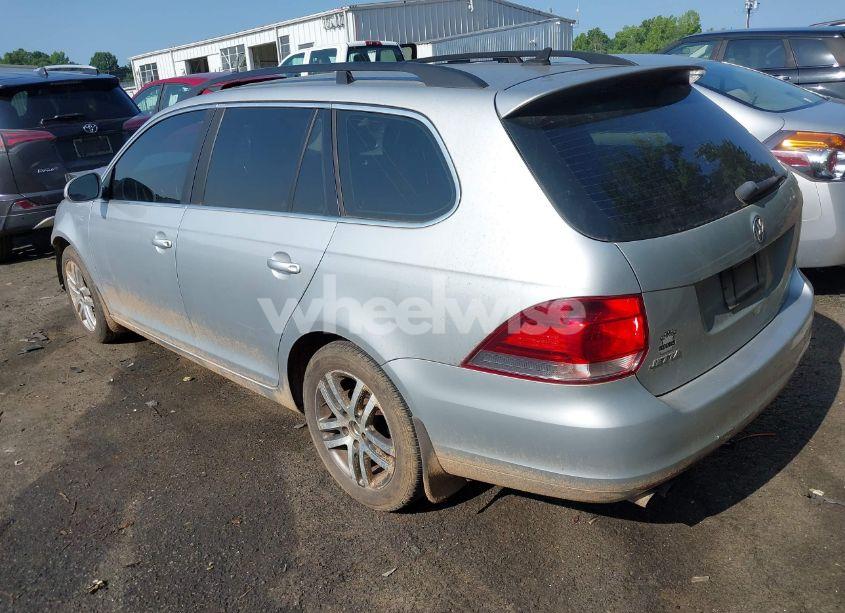 Photo 3 of 2013 Volkswagen Jetta SPORTWAGEN 2.0L TDI (VIN 3VWPL7AJXDM600708)