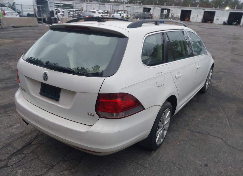 Photo 4 of 2013 Volkswagen Jetta SPORTWAGEN 2.0L TDI (VIN 3VWPL7AJXDM618514)