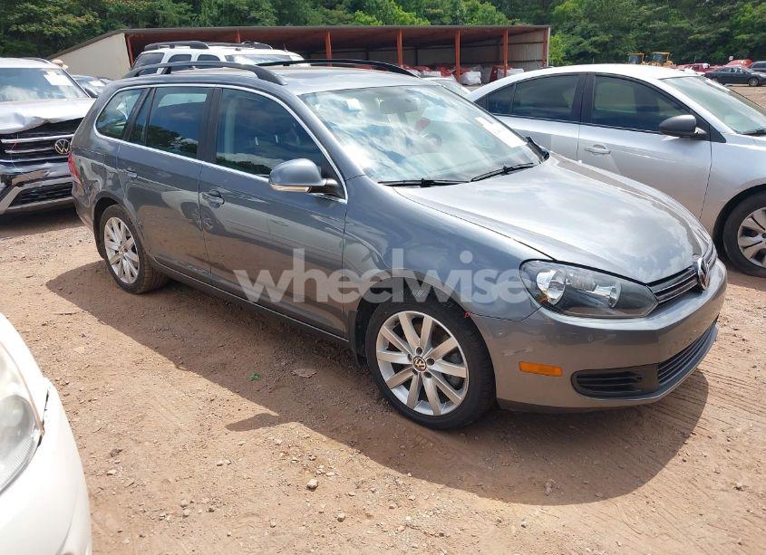 2013 Volkswagen Jetta SPORTWAGEN 2.0L TDI (VIN 3VWPL7AJXDM666918) main photo