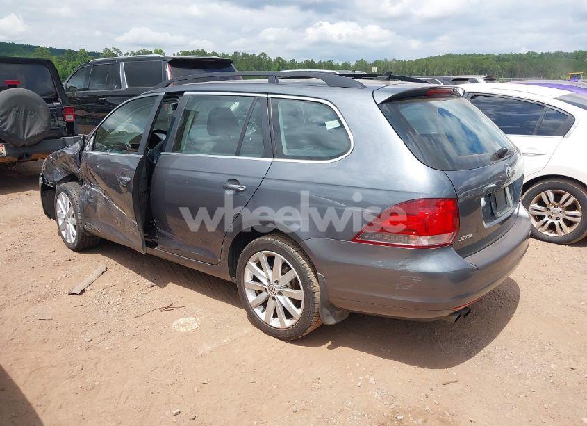 Photo 3 of 2013 Volkswagen Jetta SPORTWAGEN 2.0L TDI (VIN 3VWPL7AJXDM666918)